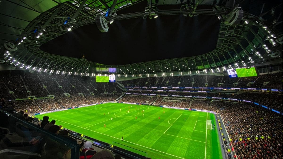 4 Stadion Terkecil di Dunia