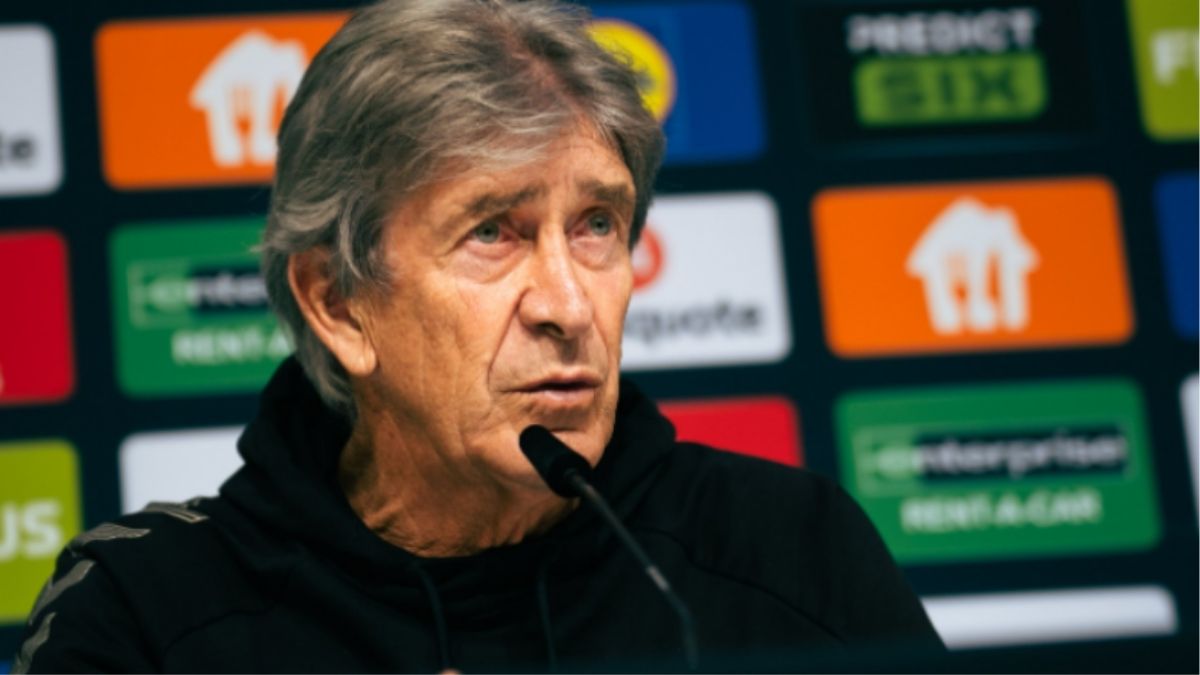 Pellegrini: "Chelsea Bukan Raksasa, Kami Datang untuk Menang"