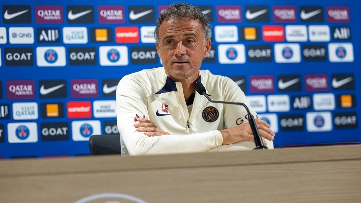 Luis Enrique Tersentuh oleh Tribut Suporter PSG untuk Putrinya