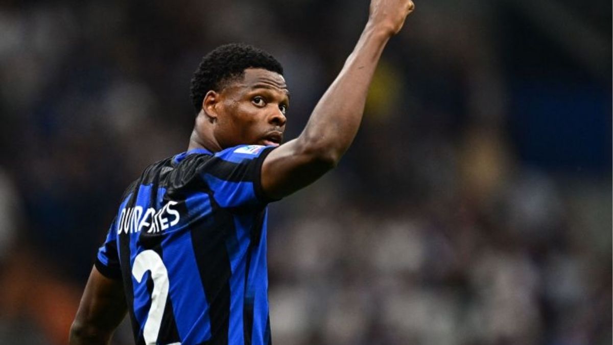 Barcelona Quan Tâm Chiêu Mộ Denzel Dumfries từ Inter Milan