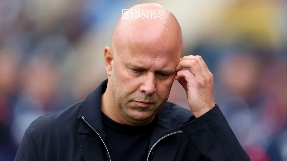 Arne Slot Bị Người Hâm Mộ Chế Giễu Sau Trận Hòa Với Tottenham